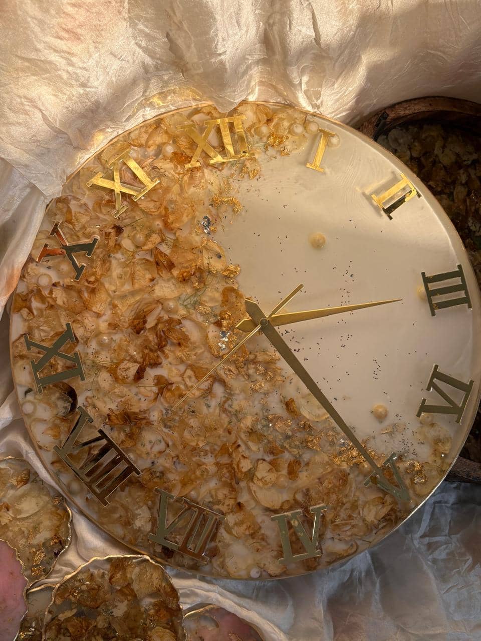 Sidefall Floral Resin Wall Clock